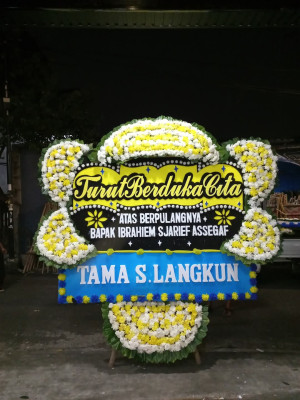 Papan Bunga Duka di Singkawang Barat